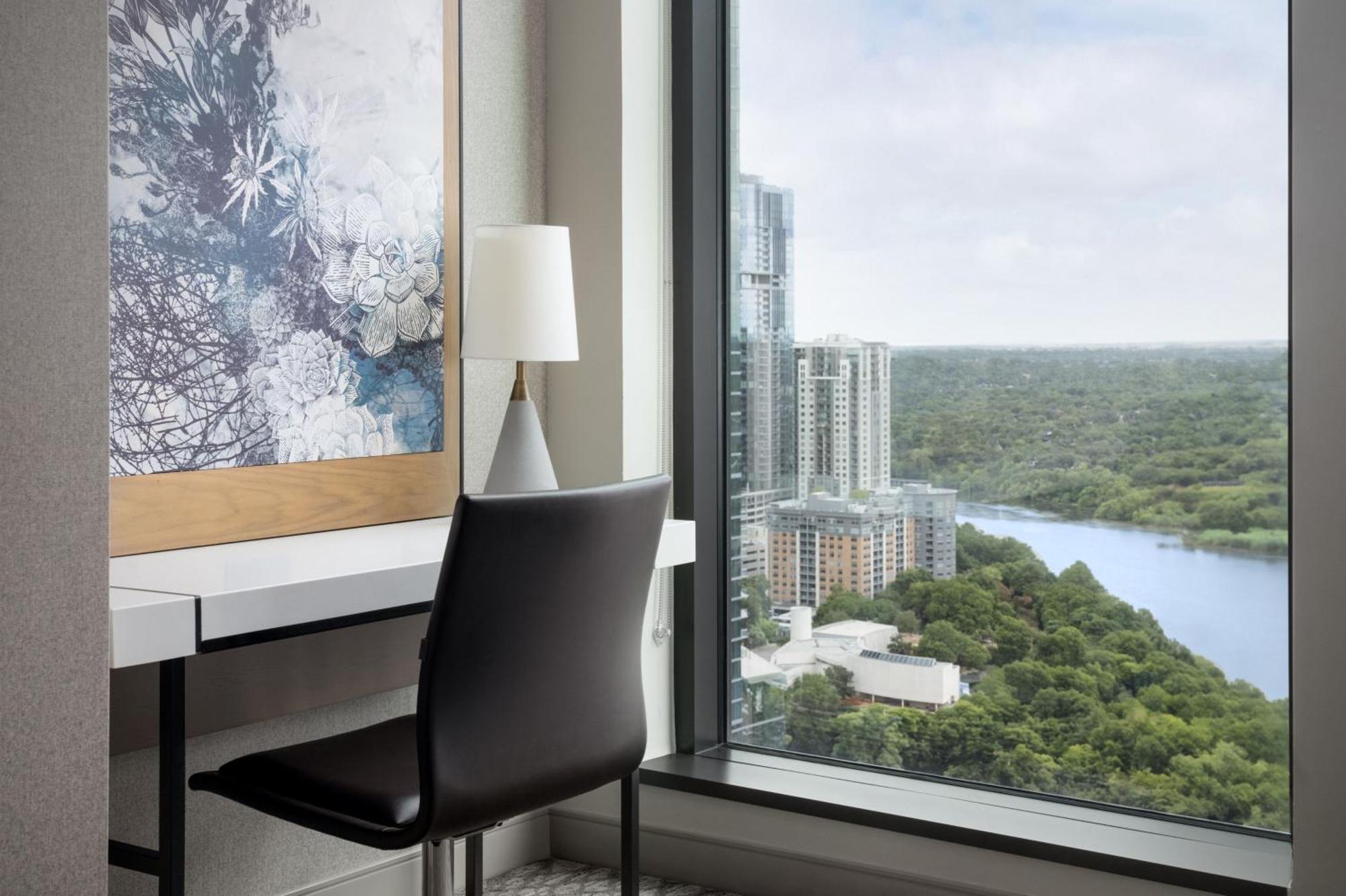 Отель Austin Marriott Downtown Экстерьер фото